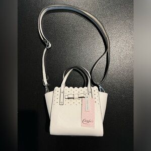 Candie’s White Satchel Pocketbook